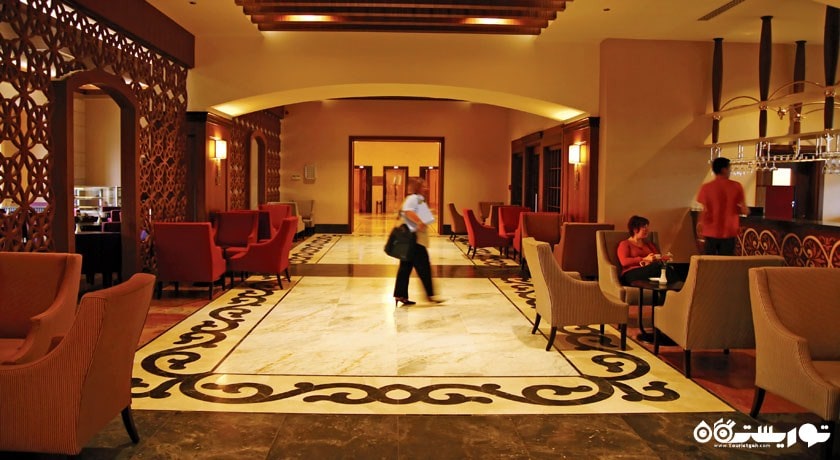 نمایی از بار لابی هتل